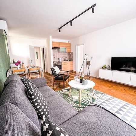 Apartments Valerian Novigrad  ภายนอก รูปภาพ