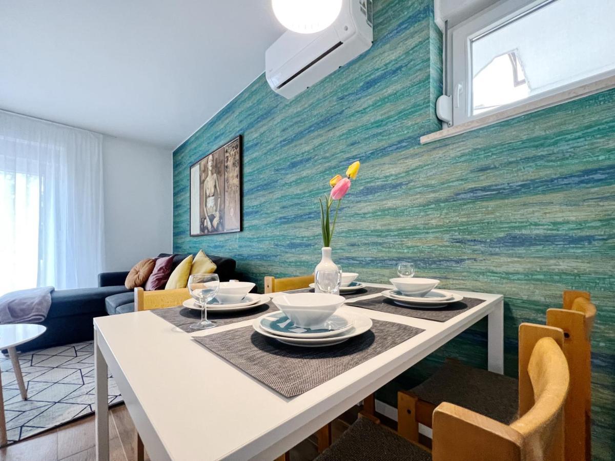 Apartments Valerian Novigrad  ภายนอก รูปภาพ