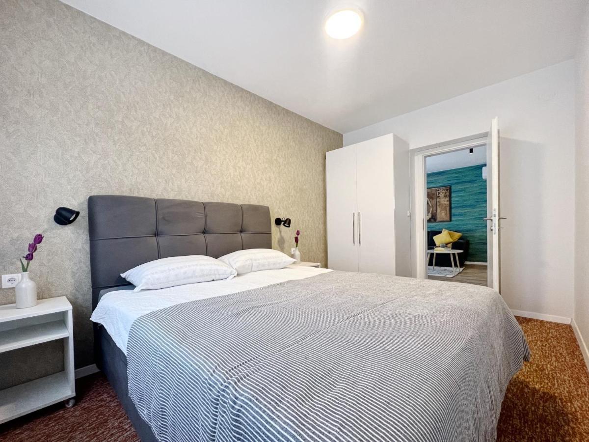 Apartments Valerian Novigrad  ภายนอก รูปภาพ
