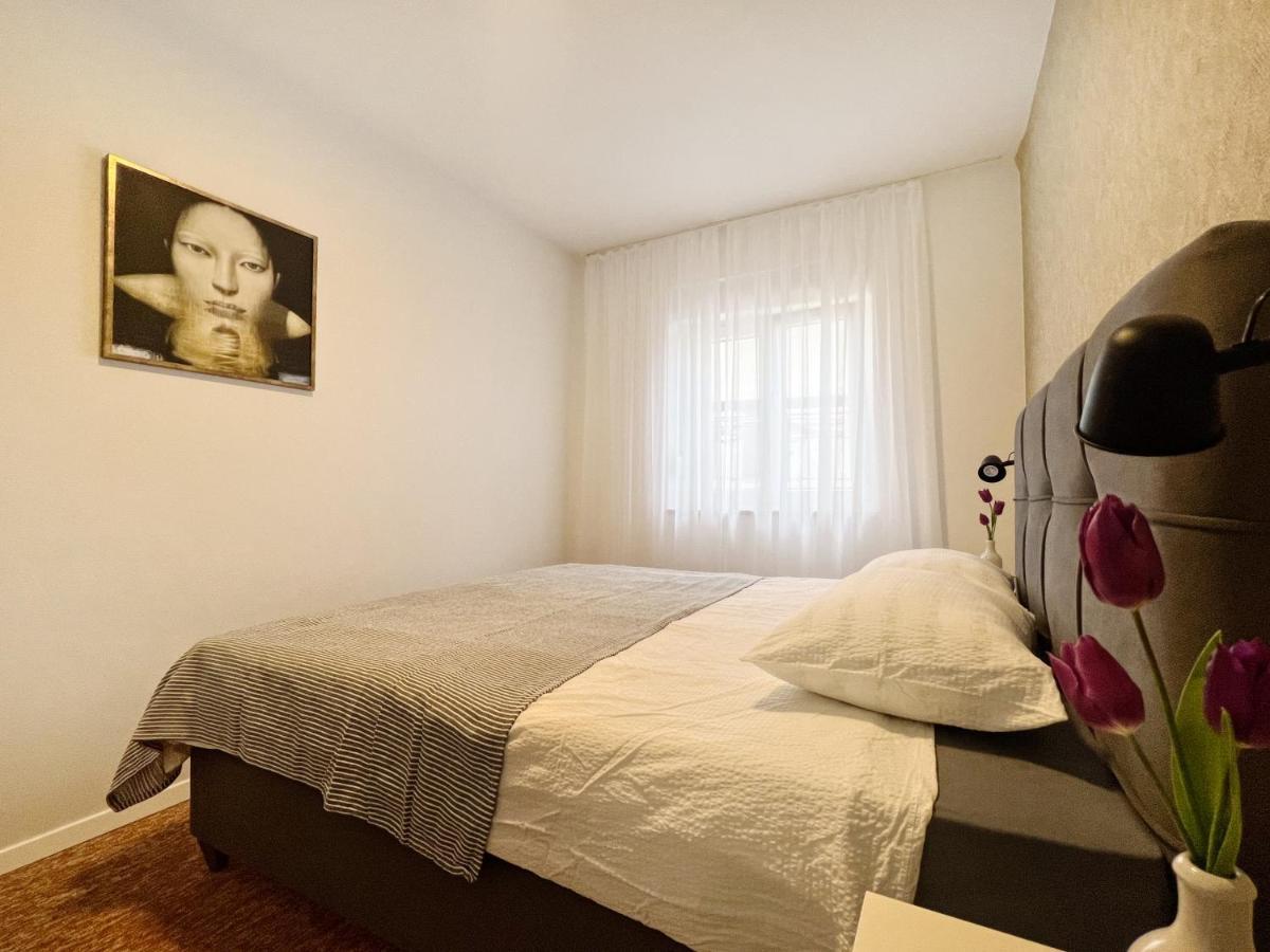 Apartments Valerian Novigrad  ภายนอก รูปภาพ