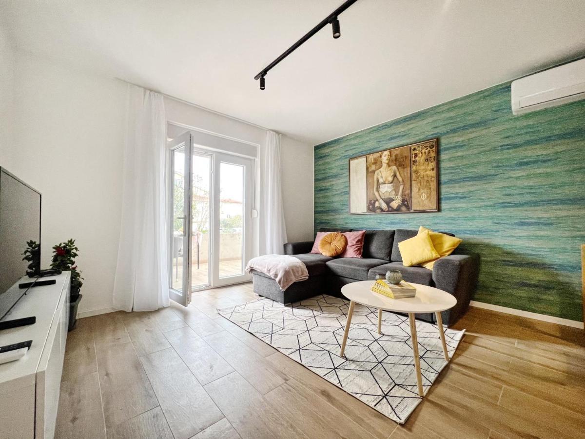 Apartments Valerian Novigrad  ภายนอก รูปภาพ