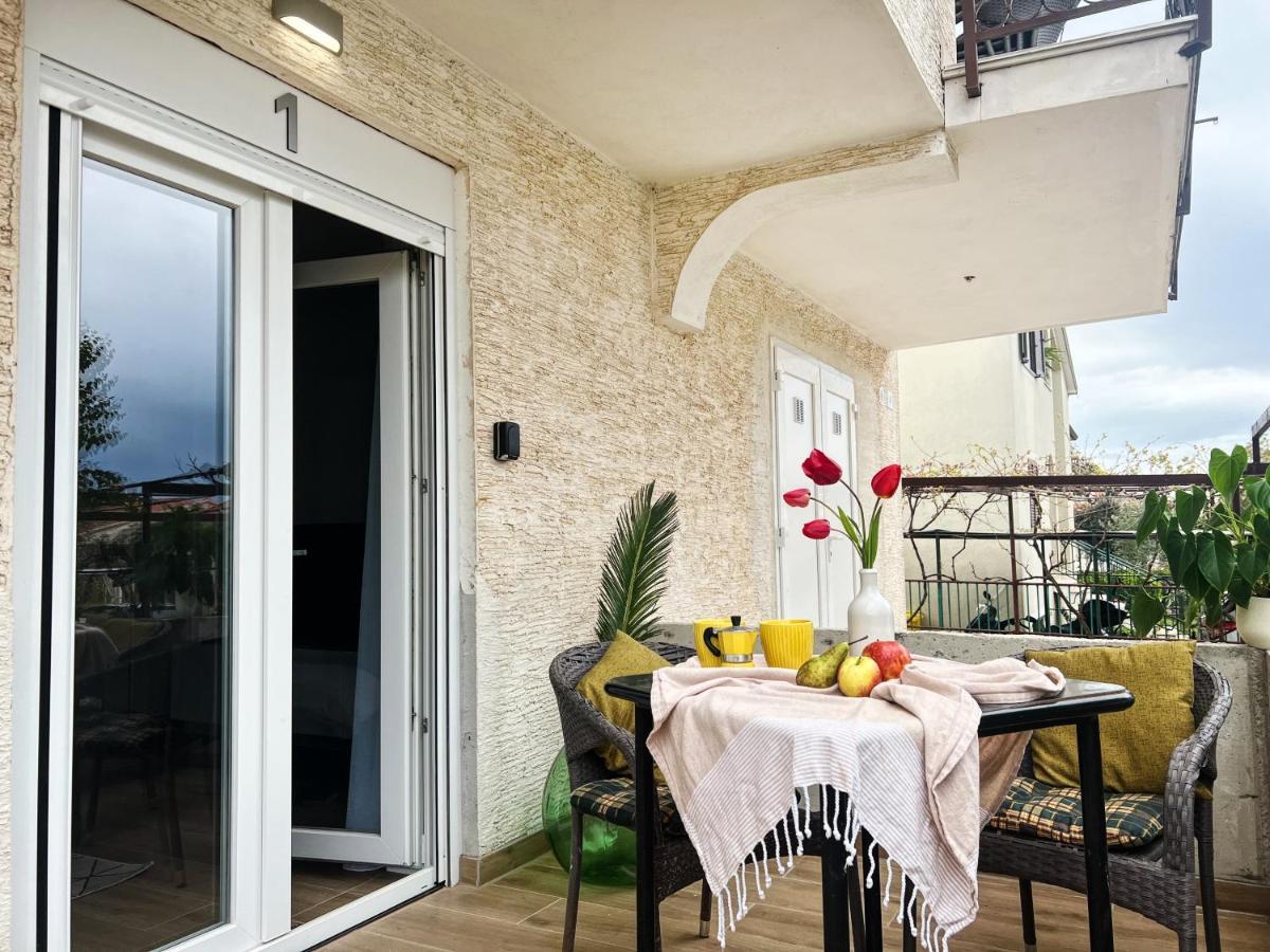 Apartments Valerian Novigrad  ภายนอก รูปภาพ