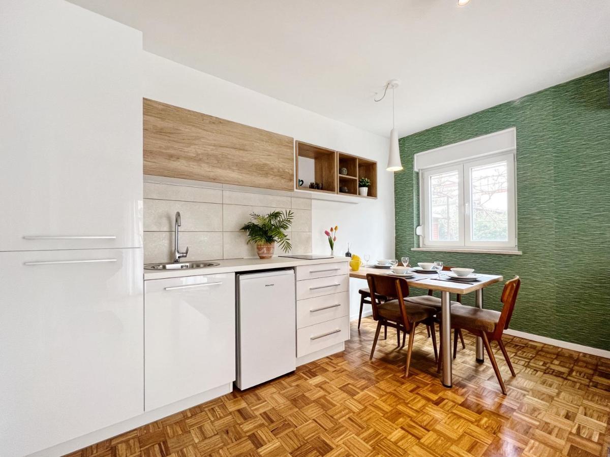 Apartments Valerian Novigrad  ภายนอก รูปภาพ