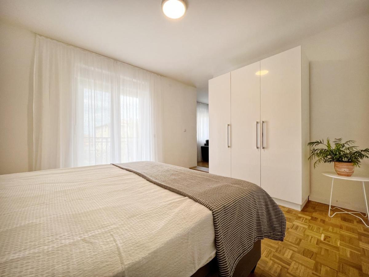 Apartments Valerian Novigrad  ภายนอก รูปภาพ