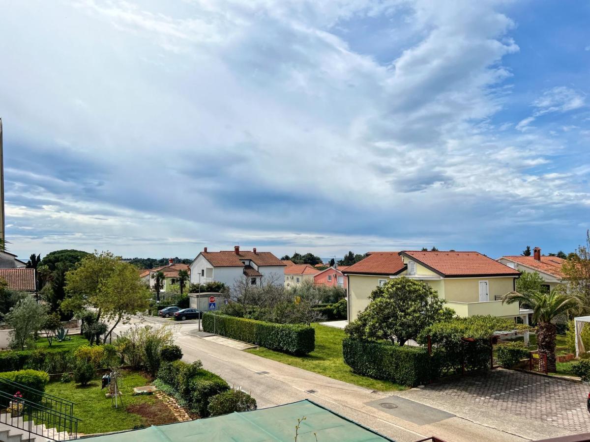 Apartments Valerian Novigrad  ภายนอก รูปภาพ
