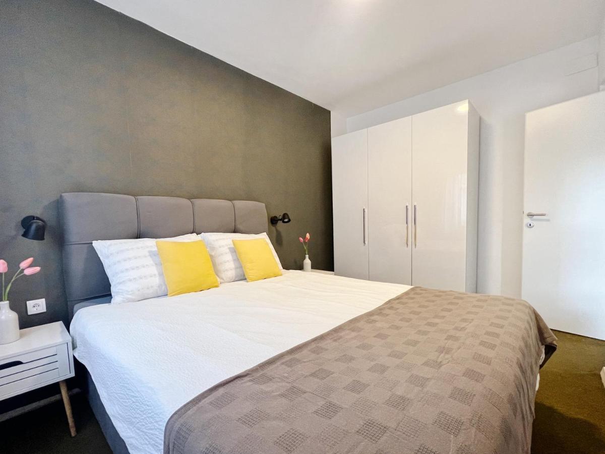 Apartments Valerian Novigrad  ภายนอก รูปภาพ