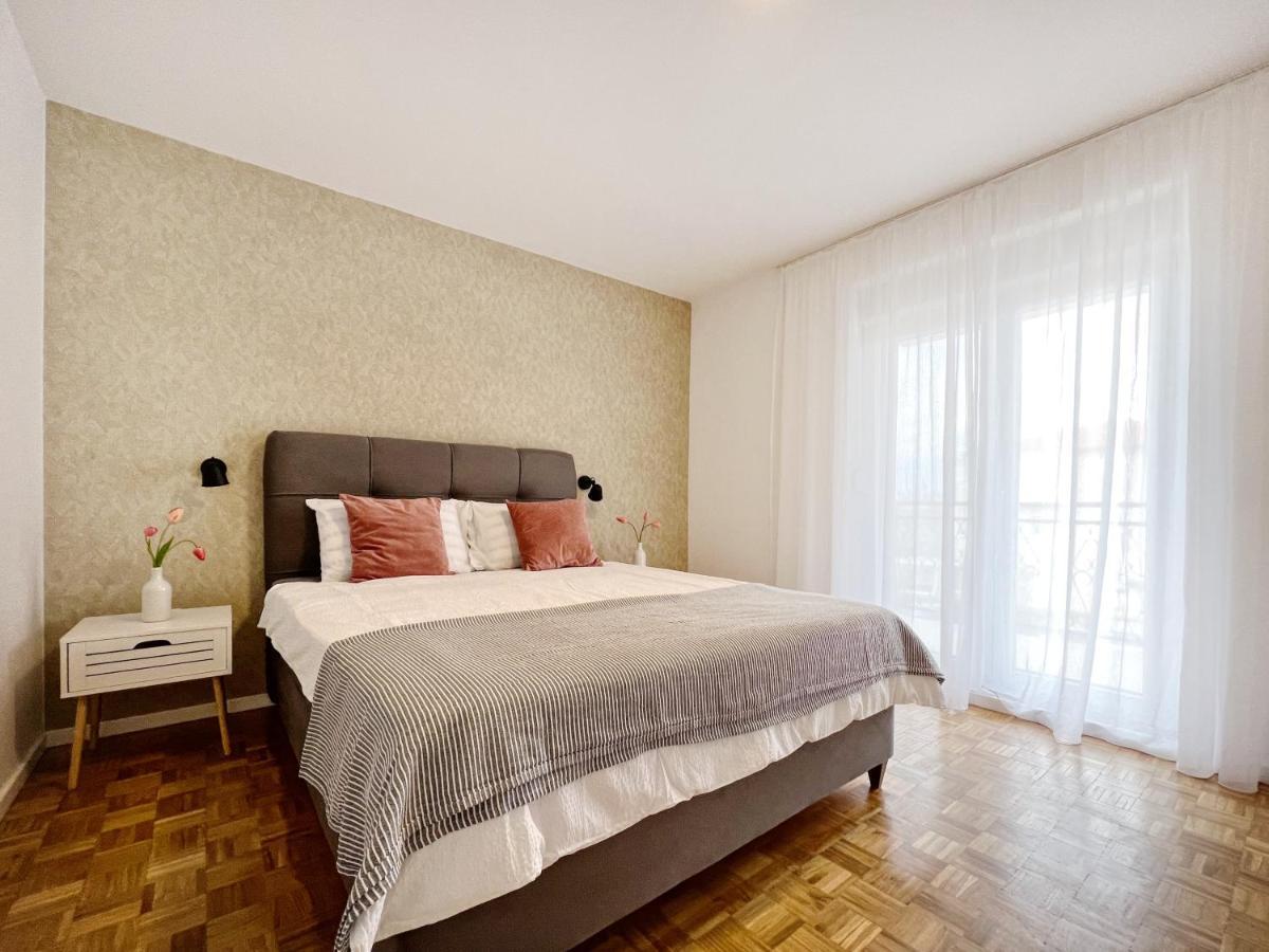 Apartments Valerian Novigrad  ภายนอก รูปภาพ