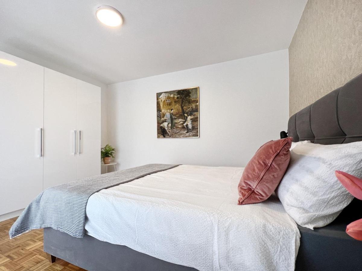 Apartments Valerian Novigrad  ภายนอก รูปภาพ