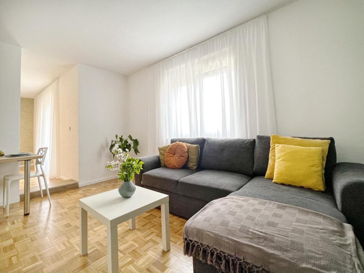 Apartments Valerian Novigrad  ภายนอก รูปภาพ