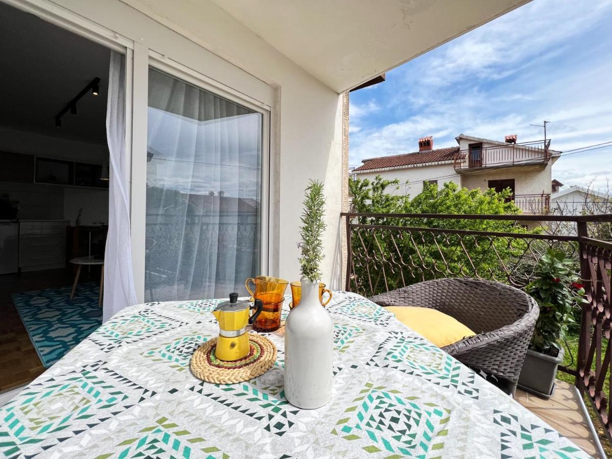 Apartments Valerian Novigrad  ภายนอก รูปภาพ